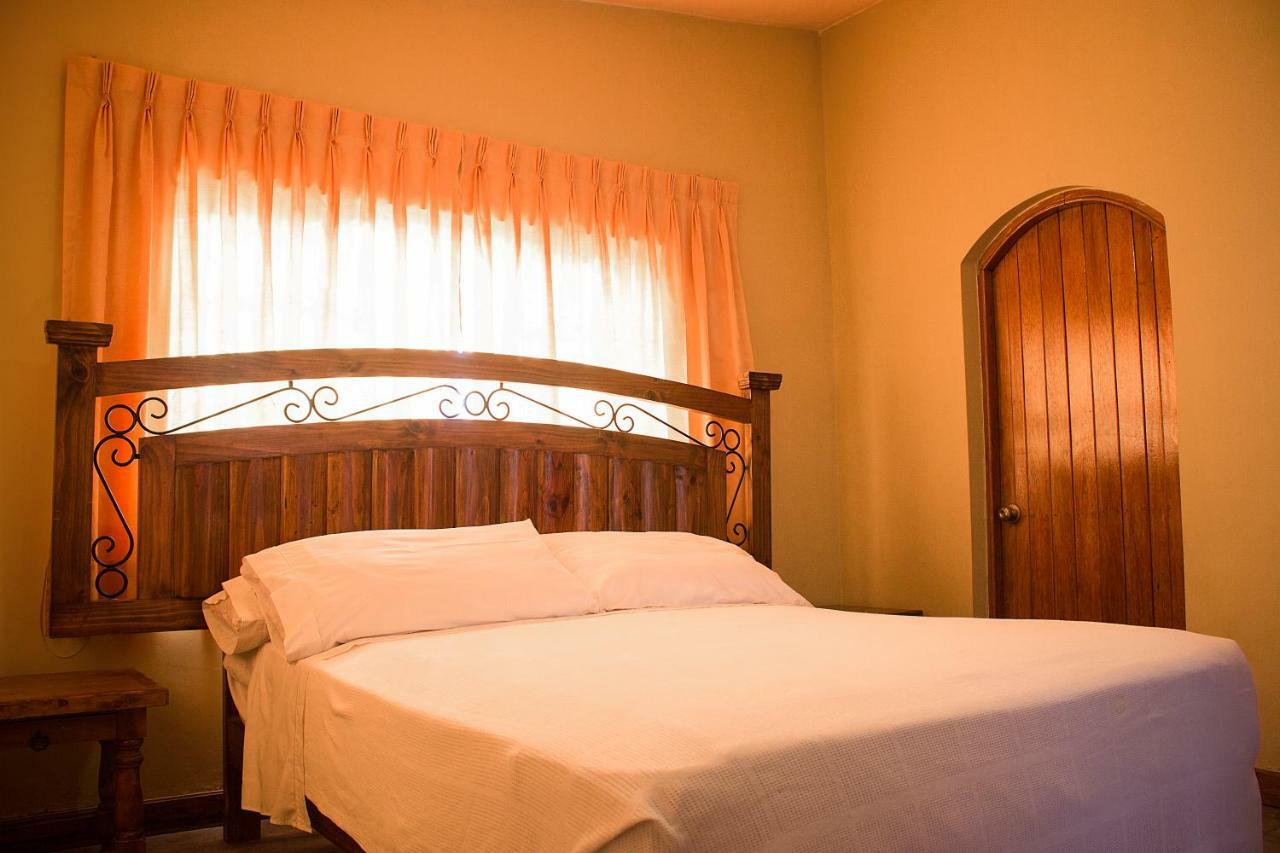 Huarco Hotel And Restaurant - Bar San Vicente de Canete Luaran gambar